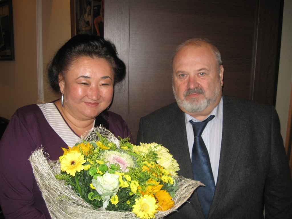 Защита докторской диссертации Г.О. Абикеевой на тему "Образ семьи в кинематографе Центральной Азии в контексте формирования культурной идентичности в регионе" Защита докторской диссертации Г.О. Абикеевой на тему "Образ семьи в кинематографе Центральной Азии в контексте формирования культурной идентичности в регионе"